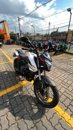 BAJAJ DOMINAR NS160 BAJAJ DOMINAR NS160